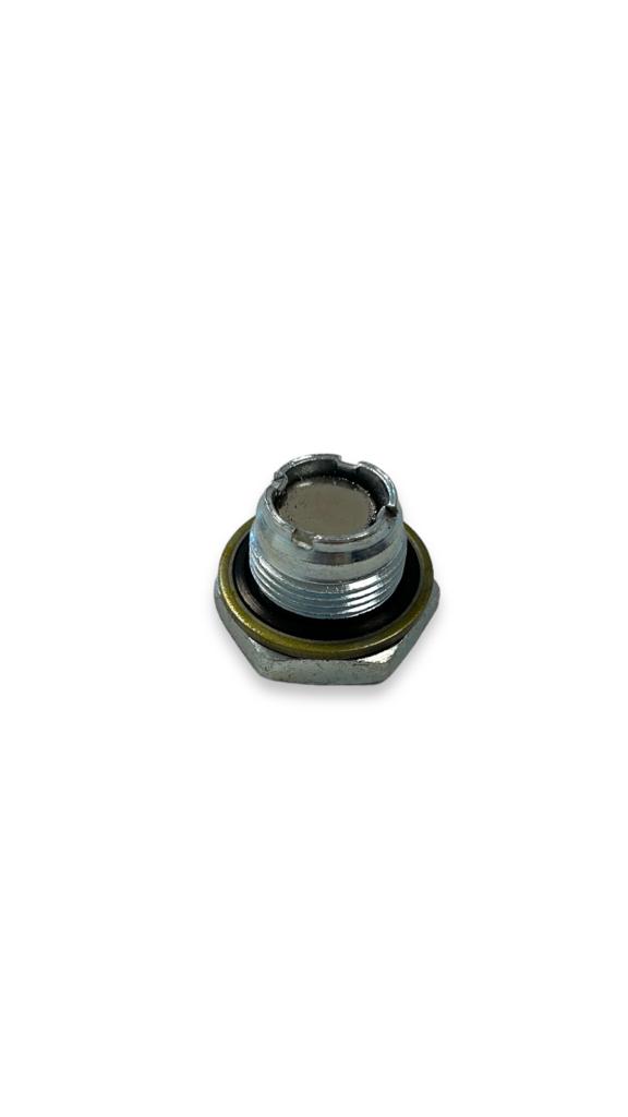 Oil Pan Plug Volvo D11 D12 D13 D16 engine
