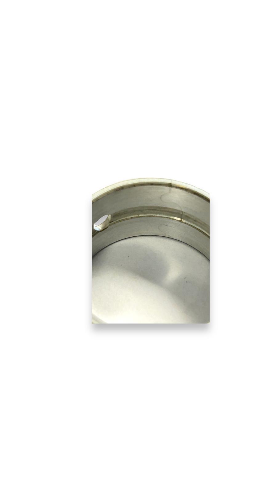 Air Brake Compressor Bushing Volvo D12 engine. Fit to: 85000903 20382347 85000064 85000396 85000336 85122952 85104644 20569224 20701801 4127040080